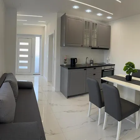 Emanuel Apartman *