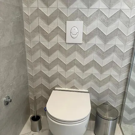 Emanuel Apartmán Nin